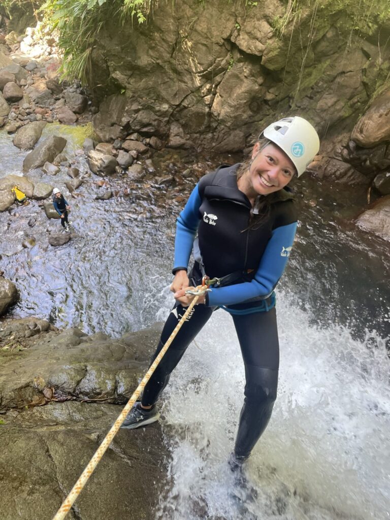 Canyoning in Saint-Claude: Canyons und Wasserfälle am Fuß der Soufrière